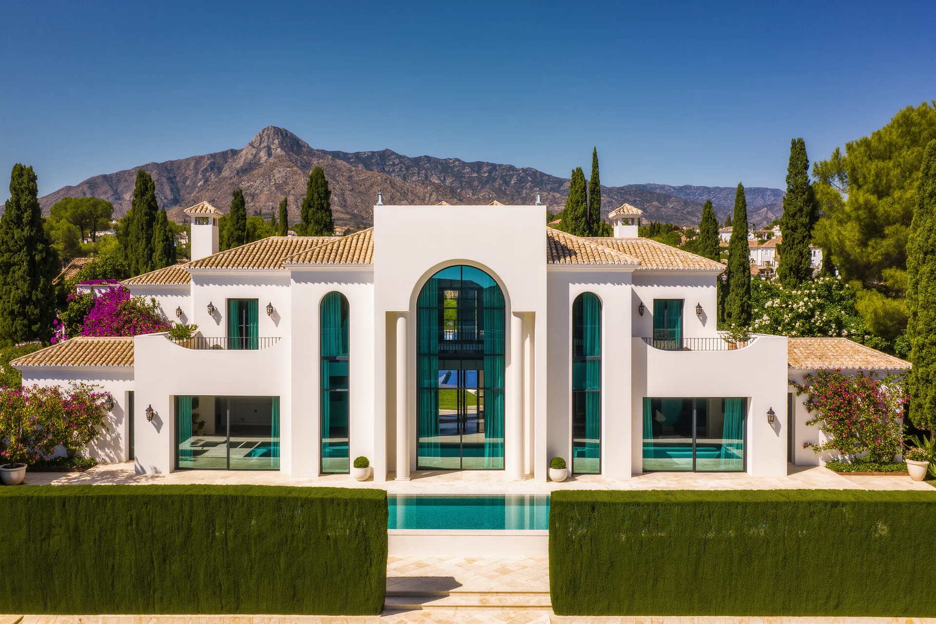 Cómo la Infraestructura en Marbella Mejora el Estilo de Vida