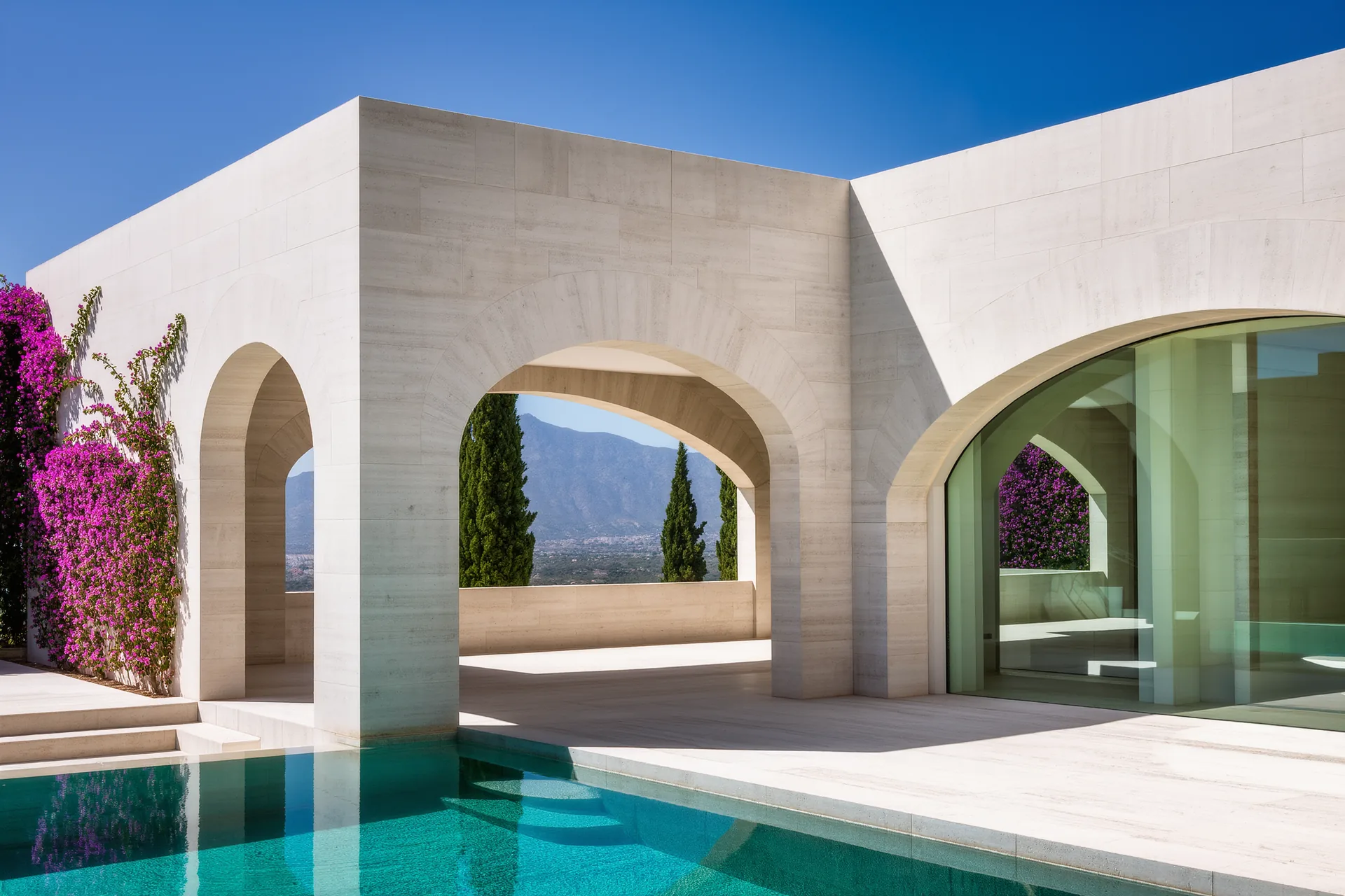 Impacto de la Proximidad a Málaga en Inversiones Inmobiliarias en Marbella
