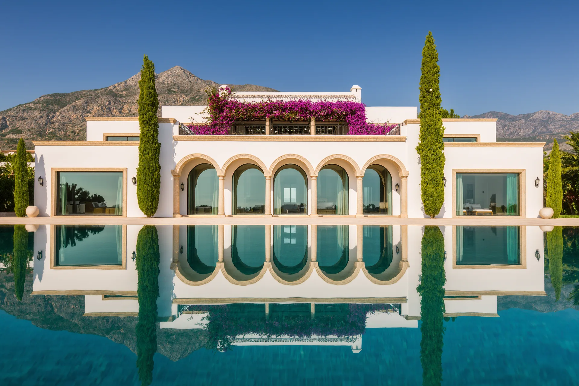 Propiedades en Marbella: Consejos para Compradores de Inmuebles que Necesitan Renovación